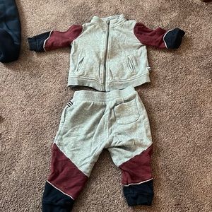 Infants tracksuit